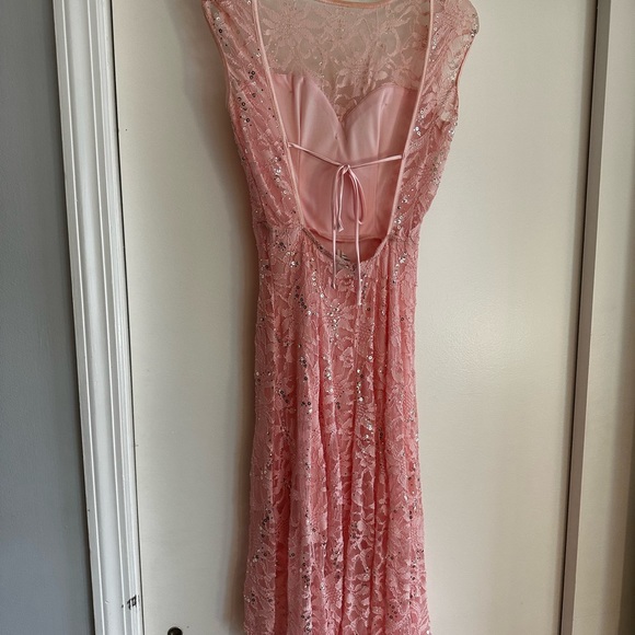 High to low Pink Cocktail/Prom Dress - Picture 4 of 6